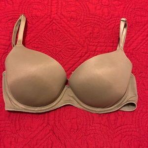 VS/Pink Wear Everywhere Push-Up bra